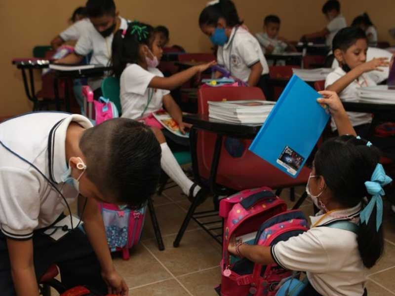 Cancelan vacunación contra la Covid en escuelas de Tabasco por falta de dosis