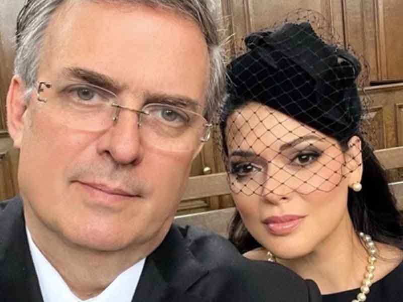 El pasaporte violeta de Rosalinda y Marcelo: una propuesta para quedarse