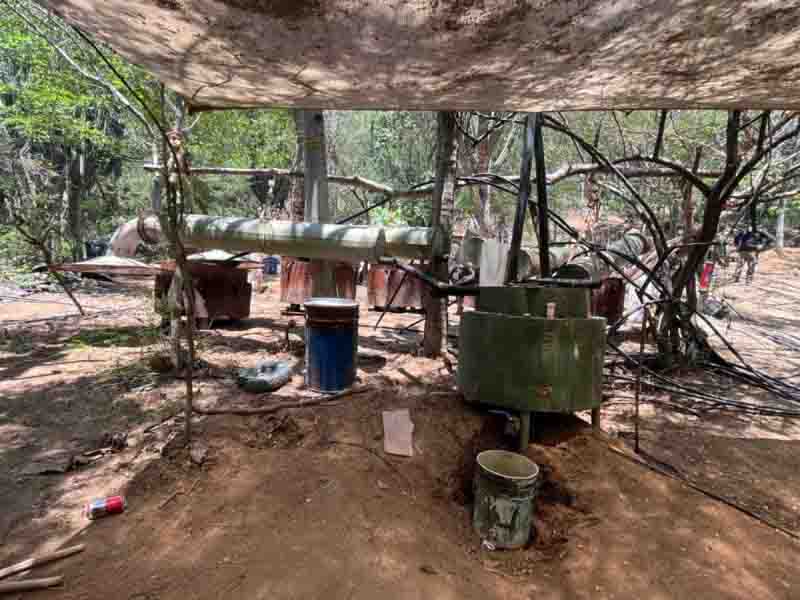 Semar destruye laboratorio del Cártel del Pacífico