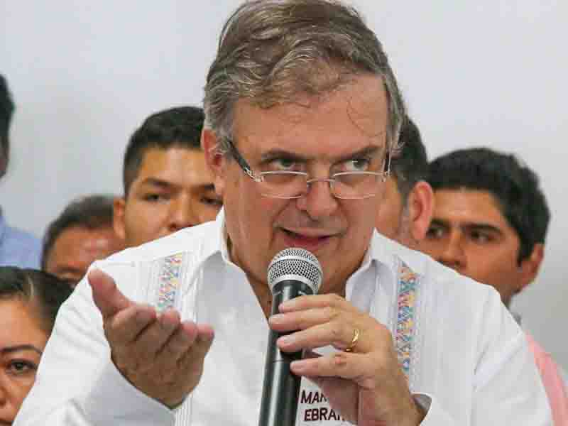 El ex canciller Marcelo Ebrard anunció que próximamente presentará su propuesta de esquema educativo para el país, así como otros programas y dijo que dará las fechas con el objetivo de “avisarle a Claudia y que haga el suyos”, tales planteamientos.