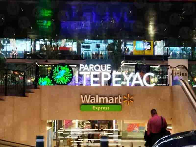 Asaltan joyería La Esmeralda en plaza Parque Tepeyac en CDMX