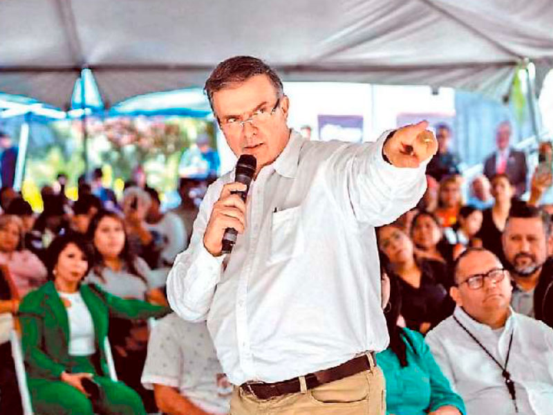 Ebrard mira a MC y Claudia descalifica al Poder Judicial