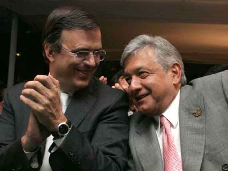 Afirma Ebrard que sigue en la misma línea de apoyo a López Obrador