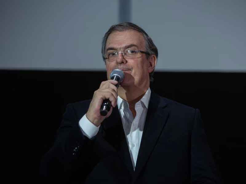 Ebrard, en espera del desenlace en Morena