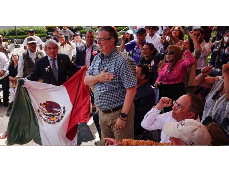 Se conforma la boleta presidencial con Ebrard