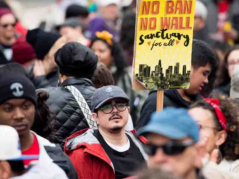 México planea un 'congreso de migrantes' en EEUU para hacer frente al racismo.